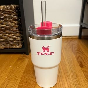 New! Stanley 20oz stainless steel quencher tumbler, white
